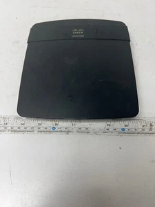 T29 Linksys E1550 300 Mbps 4-Port 10/100 Wireless N Router - Picture 1 of 11
