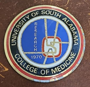Vintage Univ. of Southern Alabama College of Medicine Car Mascot Badge No Mount - Picture 1 of 3