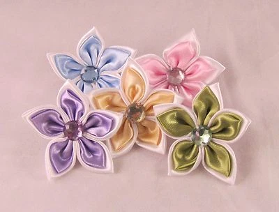 Broche de lapela masculino feito à mão flor de cetim Boutonniere - Casamentos / Formal / Cotidiano - Imagem 1 de 4