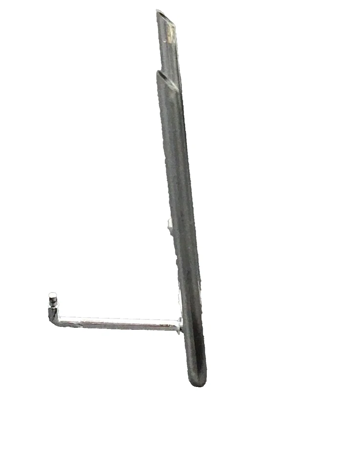 1/64 DCP PETERBILT 379/389 CHROME MITER CUT STACKS - Image 1 of 4