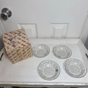 Princess House Fantasia Bowls Clear Poinsettia Berry Dessert 5 1/4" NWB 4pcs - Picture 1 of 7