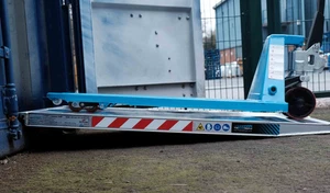 Shipping Container Ramp - 1000kg 1.8m - 2.4m Pallet Truck Ramp The Ramp People - Picture 1 of 10