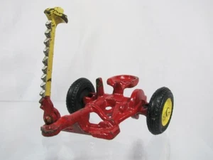 VINTAGE ARCADE CAST IRON SICKLE MOWER - Picture 1 of 4