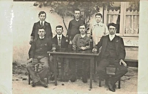 C.P.A / PHOTO / VUE SUR GROUPE DE PERSONNES / A IDENTIFIER - Imagen 1 de 1