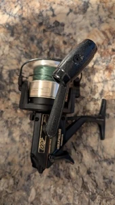 Shimano Baitrunner 4500 Saltwater Spinning Fishing Reel Spooled Line - Picture 1 of 5
