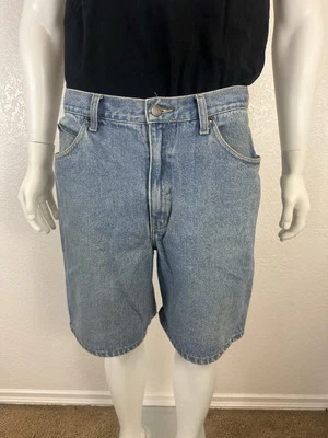 Vintage Brittania Denim Shorts (Men’s Size 34) - Imagem 1 de 4