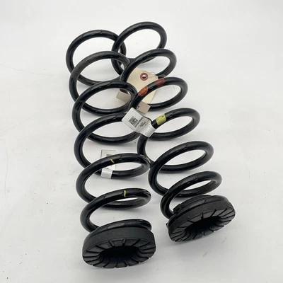 2022-2025 HYUNDAI TUCSON REAR SUSPENSION COIL SPRING SET (2) 55335CWAR0 OEM - Image 1 of 4