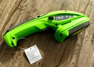 Effortless Trimming with our 2-in-1 Handheld Cordless Grass Shear - Picture 1 of 7