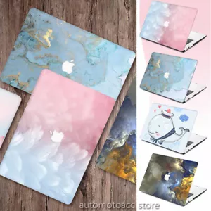 Custodia Dreamy Feather Dolphin Sky per Macbook M4 Pro 14 16 M3 Air 13 15 11 12 pollici - Foto 1 di 23