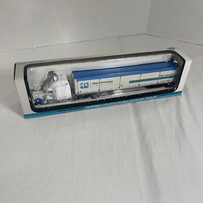 SpecCast 32923 PPG 1:64 Peterbilt 379 Double Door Van Trailer Die Cast - Image 1 of 4