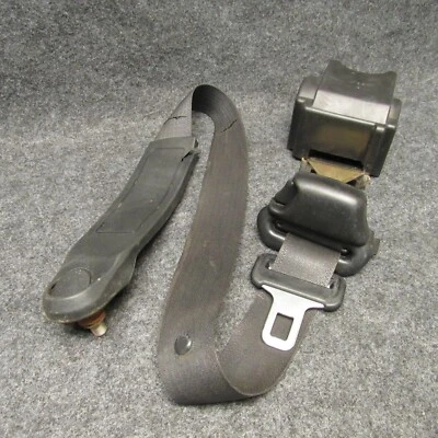 Натяжитель переднего ремня безопасности 2003-2005 Stratus Coupe SXT LH темно-серый шифер 63827 - Изображение 1 из 4