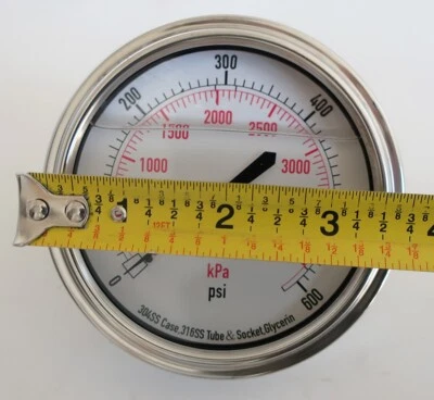 PRESSURE GAUGE 0-600 PSI, 3.5" FACE, BACK MOUNT, LIQUID FILLED, NEW IN BOX - Image 1 of 4