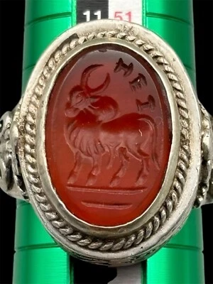 Sigillo vintage in agata intaglio, sigillo anello argento, sigillo merce toro... - Immagine 1 di 4