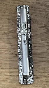 Metall 6,5" Mezuzah Etui mit geprägten Bildern von Jerusalem, Shin Dalet Yud - Bild 1 von 7