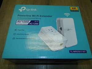 TP-Link TL-WPA7617KIT Powerline Wi-Fi Extender AV1000 AC1200 Gigabit OneMesh NEW - Picture 1 of 6