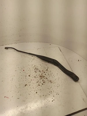 Braço de limpador de para-brisa usado serve: 2006 Chevrolet Equinox grau A - Imagem 1 de 4