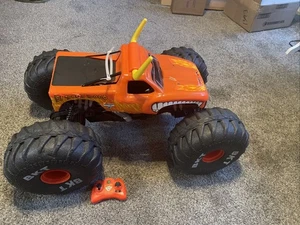 Monster Jam, Official MEGA El Toro Loco, All-Terrain Remote Control Monster 1:6 - Picture 1 of 5