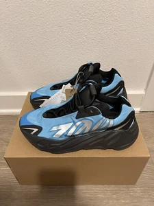 Adidas Yeezy 700 MNVN Bright Cyan GZ3079 Size 5.5 - Picture 1 of 5
