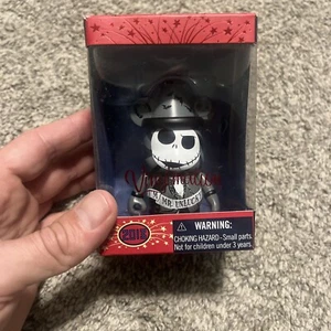 DISNEY VINYLMATION 3" POSTER ART 2013 OCTOBER I'M MR UNLUCKY JACK SKELLINGTON - Picture 1 of 5