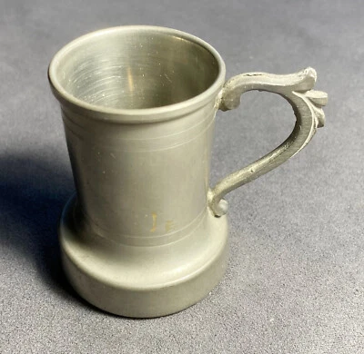 Vintage piccolo boccale di birra in peltro artigianato fiorentino anni '70 - Immagine 1 di 4