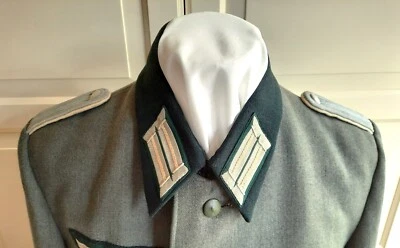 Túnica de oficial del ejército de la Segunda Guerra Mundial, casi en perfecto estado Foto 1 de 4