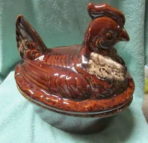 Hull Stoneware Chicken Oven Proof Crock - Picture 1 of 4
