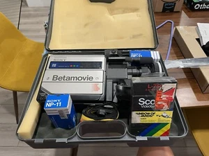 VTG Sony Betamovie BMC-110K Betamax Video Camera VHS with Strap-UNTESTED - Picture 1 of 5