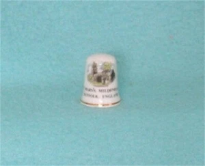 Dedal de recuerdo vintage de St. Mary's Mildenhall Suffolk Inglaterra - Imagen 1 de 4