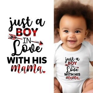 Baby Bodysuit - Just a Boy in Love with His Mama Baby Kleidung für Säugling Jungen - Bild 1 von 6