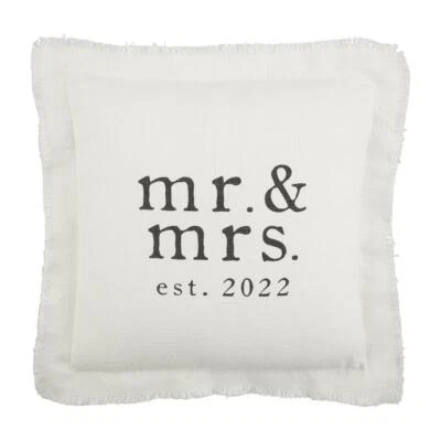 Mudpie - Mr. & Mrs. est. Almohada 2022 - 41600645S Foto 1 de 4