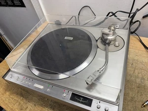 PIONEER PL-630 Direct Drive Turntable - Picture 1 of 20