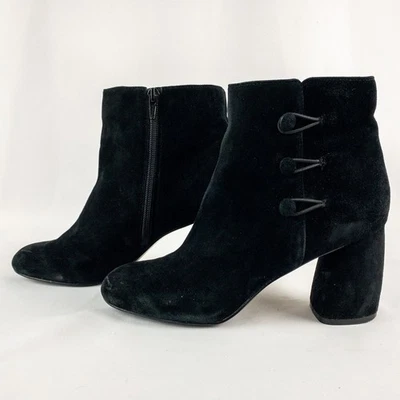 Botines Nine West KerryLeeo de gamuza negros con botones para mujer 8,5 Foto 1 de 4