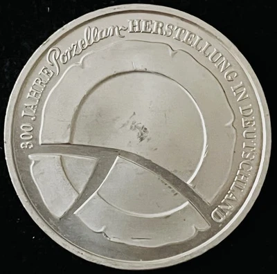 Alemania 300 Aniversario. Moneda de plata de 10 euros .925 de fabricación de porcelana Foto 1 de 2