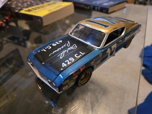Autographed David Pearson 1969 Ford Torino, with Waddell Wilson, 1/24 - Picture 1 of 10