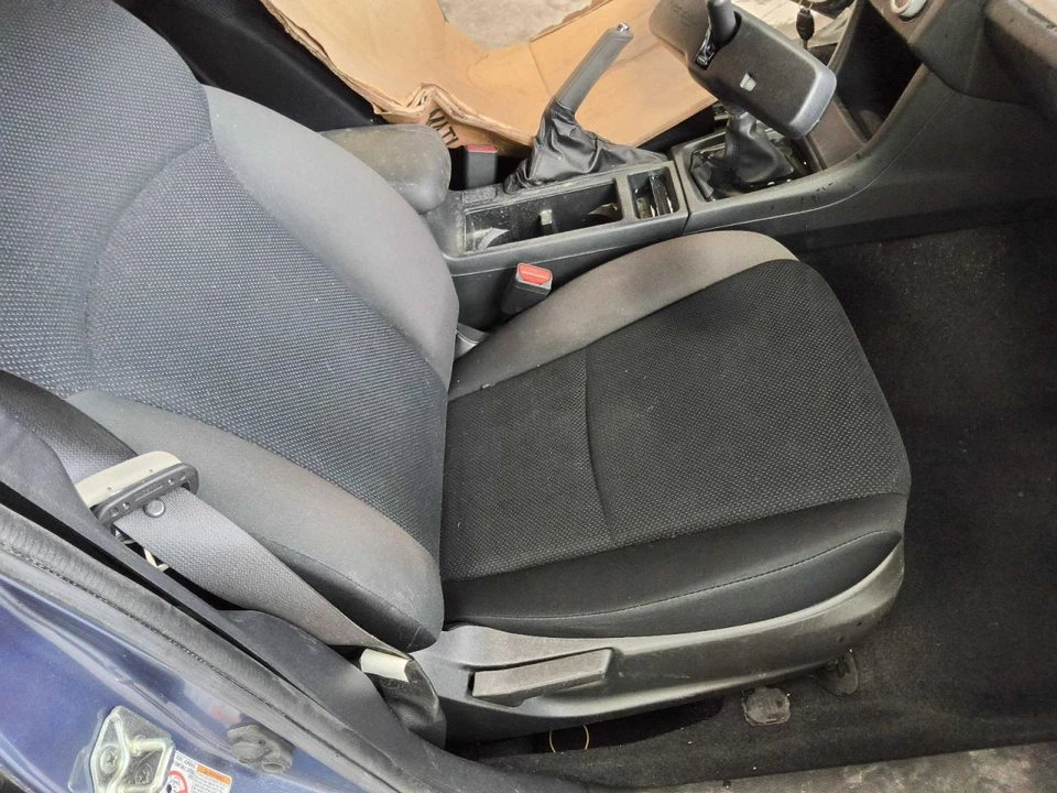 Passenger Front Seat Bucket  Cloth Fits 13-17 XV CROSSTREK 642660 - Image 1 of 1