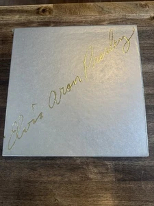 ELVIS ARON PRESLEY 25th Anniversary Box Set of 4 Cassettes - Picture 1 of 17