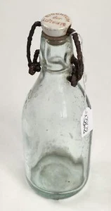 "Eigentum der Luftwaffe" Glasflasche mit Bügelverschluss, dieser Festgerostet - Bild 1 von 11
