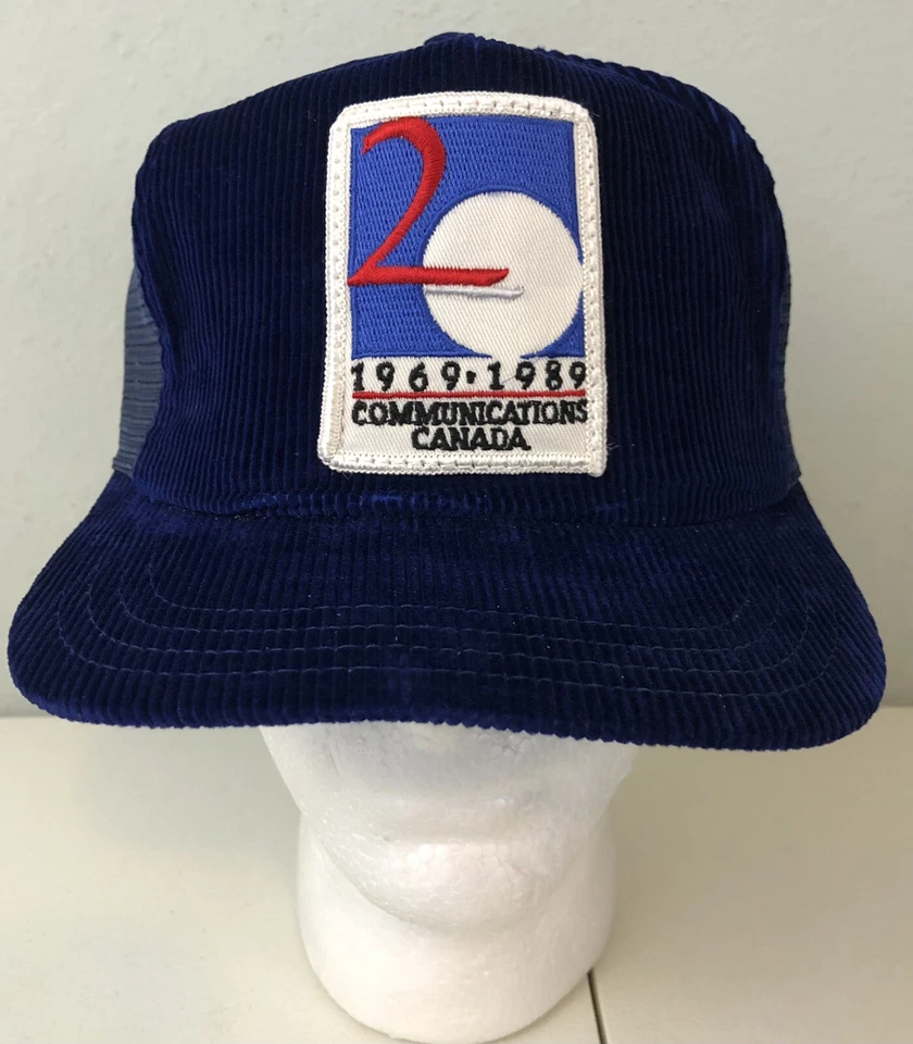 Communications Canada 1969-1989 Pana/Malla Snapback Trucker Hat Foto 1 de 4