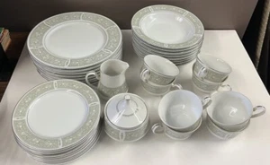 Vintage Mikasa Fine China Narumi Japan Chapel 5764 Green 34 Pc Set Serves 8 - Picture 1 of 6