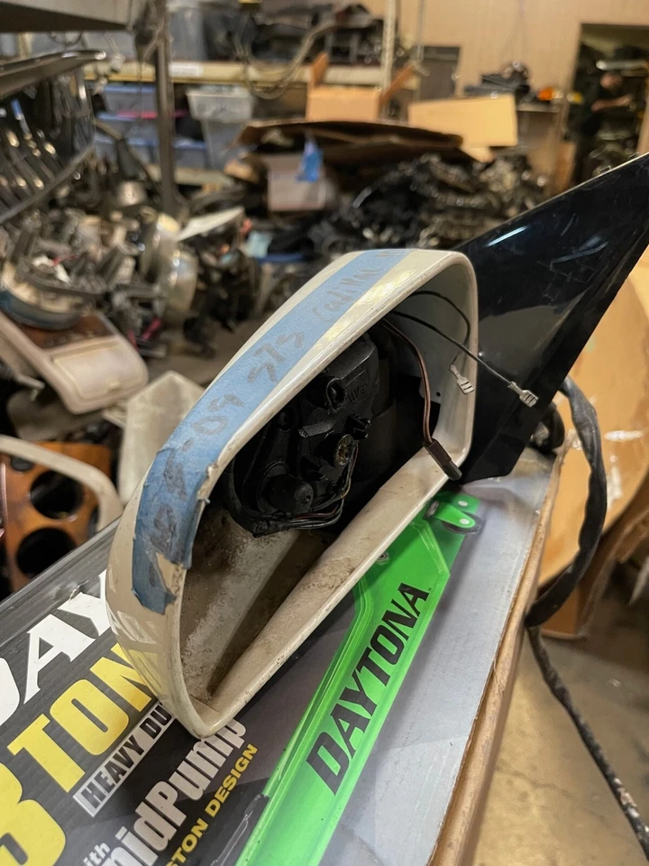 Espejo retrovisor exterior izquierdo Cadillac STS 2005 2006 2007 2008 2009 2010 2011 Foto 1 de 1