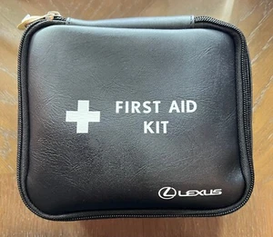 NEW & UNOPENED LEXUS FIRST AID KIT - Bild 1 von 1