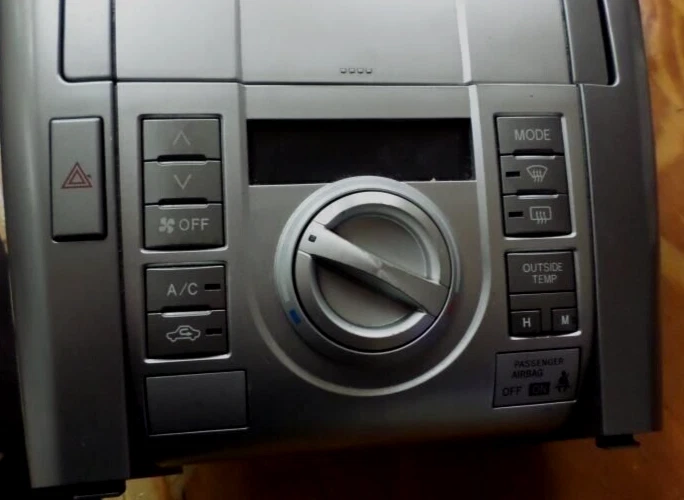 2005-2007 Scion TC A/C Heater Temperature & Climate Control OEM Base Package - Image 1 of 1