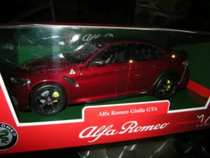 1:18 Bburago Alfa Romeo Giulia GTA rojo/rojo en embalaje original - Imagen 1 de 2