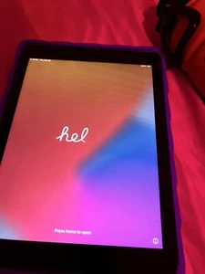 Apple iPad 7th Gen. 32GB, Wi-Fi, 10.2 in - Silver - Picture 1 of 4