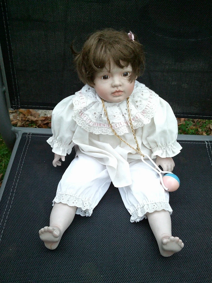 Porzellan Puppe Lena : Von Eva Donath / Ashton Drake Galleries ( Größe 45 cm ) - Bild 1 von 4