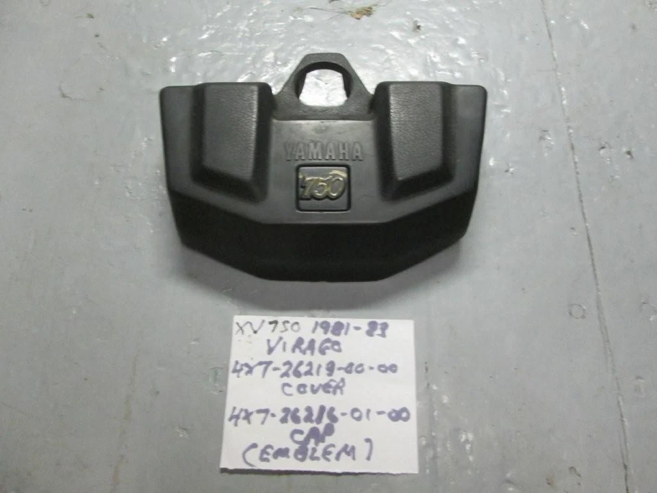 Yamaha XV750 Virago handlebar clamp cover - Imagem 1 de 1