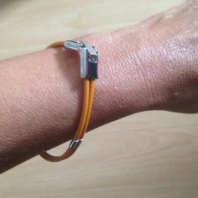 Esprit Armband neu  leder Damen durchmesser ca 6,6 cm - Bild 1 von 3