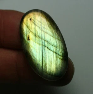 Labradorit 38x21 Oval 42,0Ct. - Bild 1 von 1