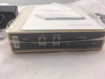 Siemens Data Switching Systems SA820R Voice Data Multiplexer(Issue B 1987)  - Image 1 of 4