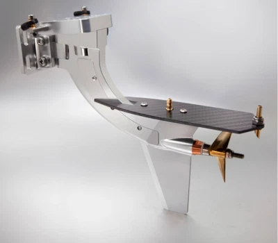 Barco de radiocontrol con motor fueraborda TFL #542B40 Foto 1 de 4